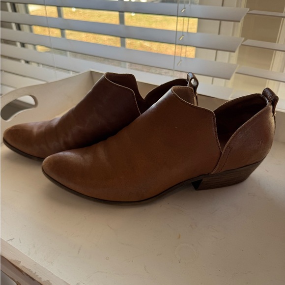 FRYE Rowen Booties - Picture 2 of 6